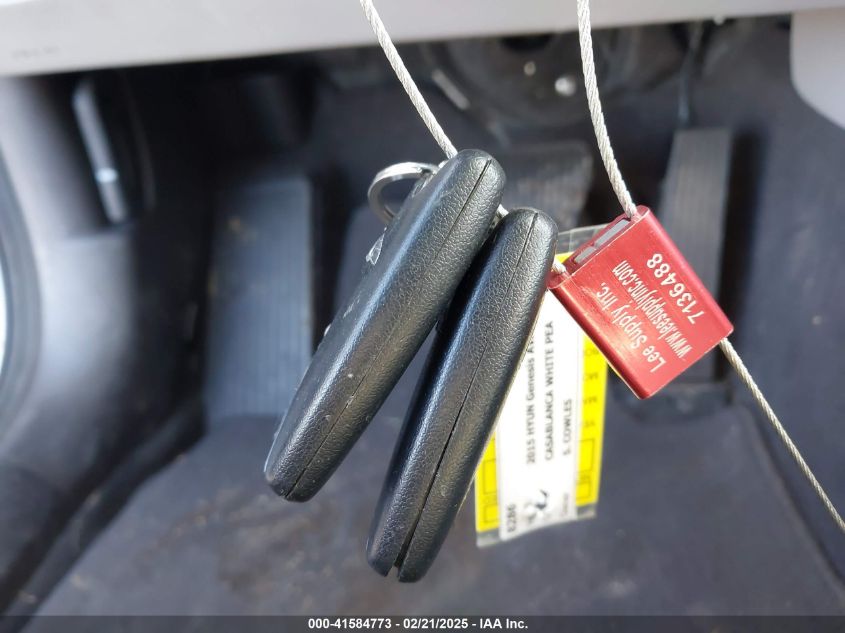 2015 Hyundai Genesis 3.8 VIN: KMHGN4JEXFU092474 Lot: 41584773