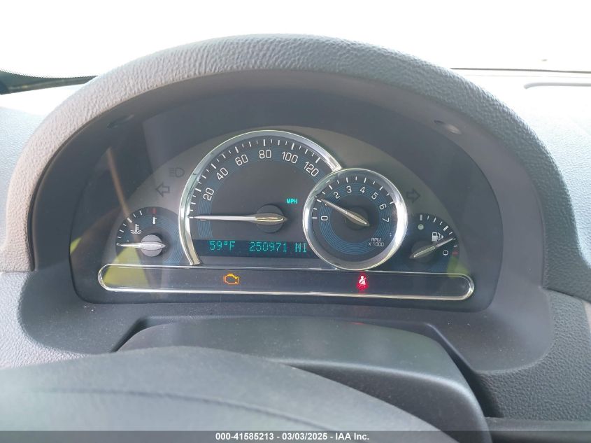 2008 Chevrolet Hhr Lt VIN: 3GNDA23D48S557871 Lot: 41585213