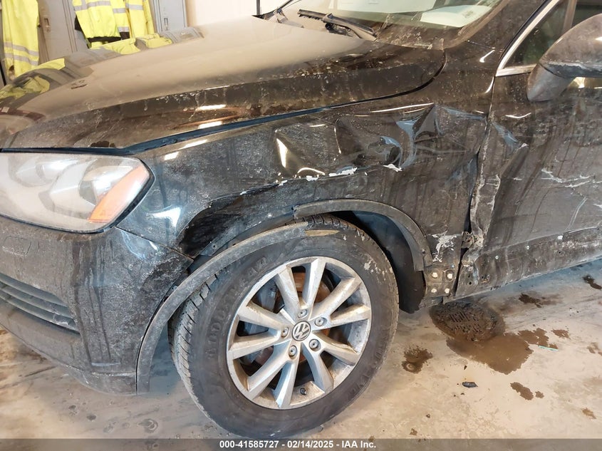 2013 VOLKSWAGEN TOUAREG VR6 SPORT - WVGEF9BP5DD012870