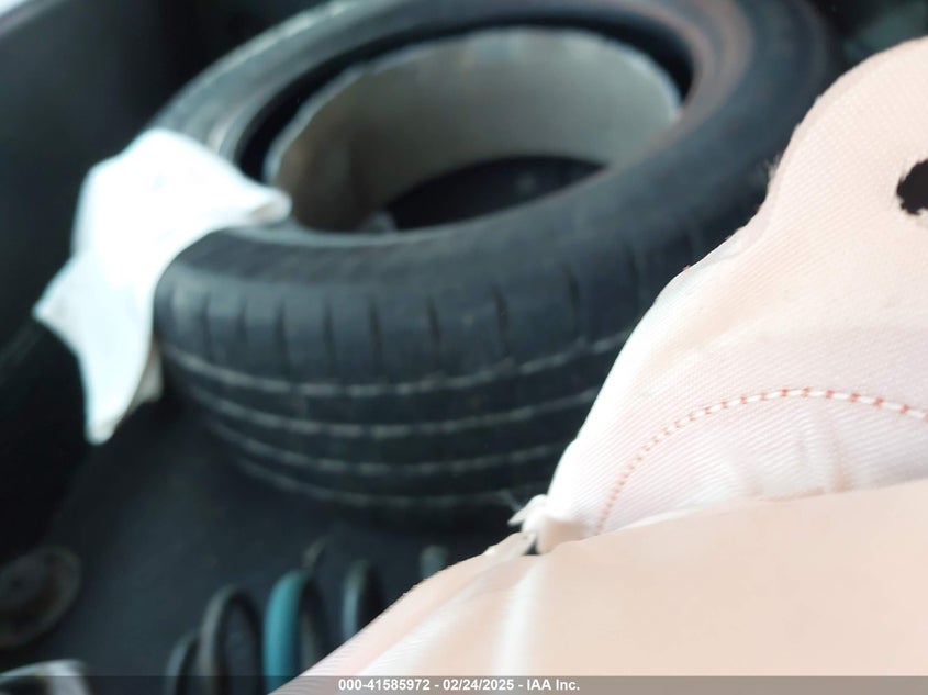 2016 GMC YUKON SLE - 1GKS2AKC3GR398556