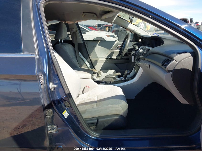 2015 HONDA ACCORD VIN: 1HGCR2F39FA246355