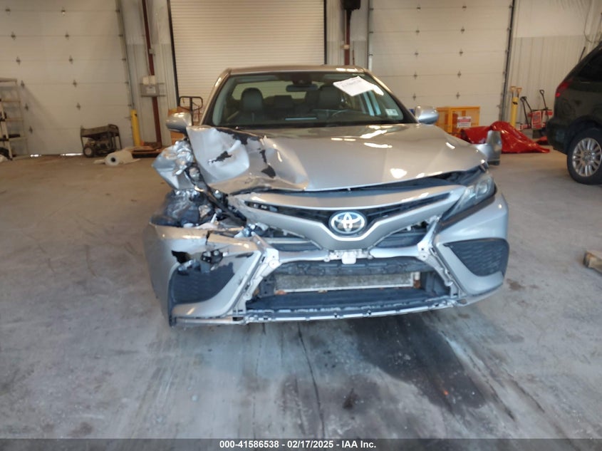 2022 TOYOTA CAMRY VIN: 4T1G11AK9NU686231