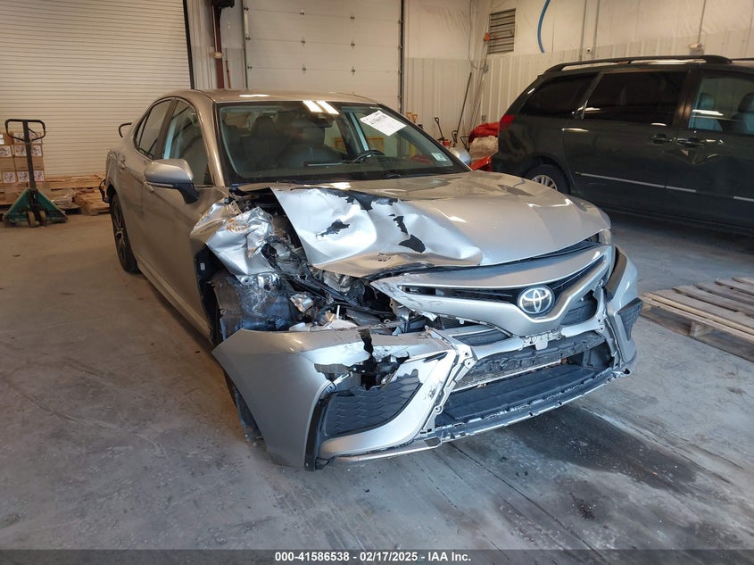 2022 TOYOTA CAMRY VIN: 4T1G11AK9NU686231