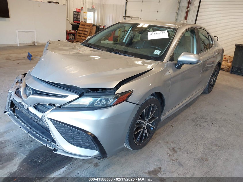 2022 TOYOTA CAMRY VIN: 4T1G11AK9NU686231