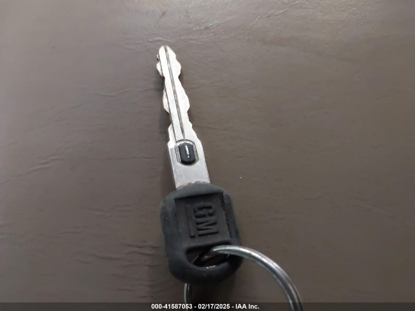 2000 Buick Century Limited VIN: 2G4WY55J7Y11776 Lot: 41587053