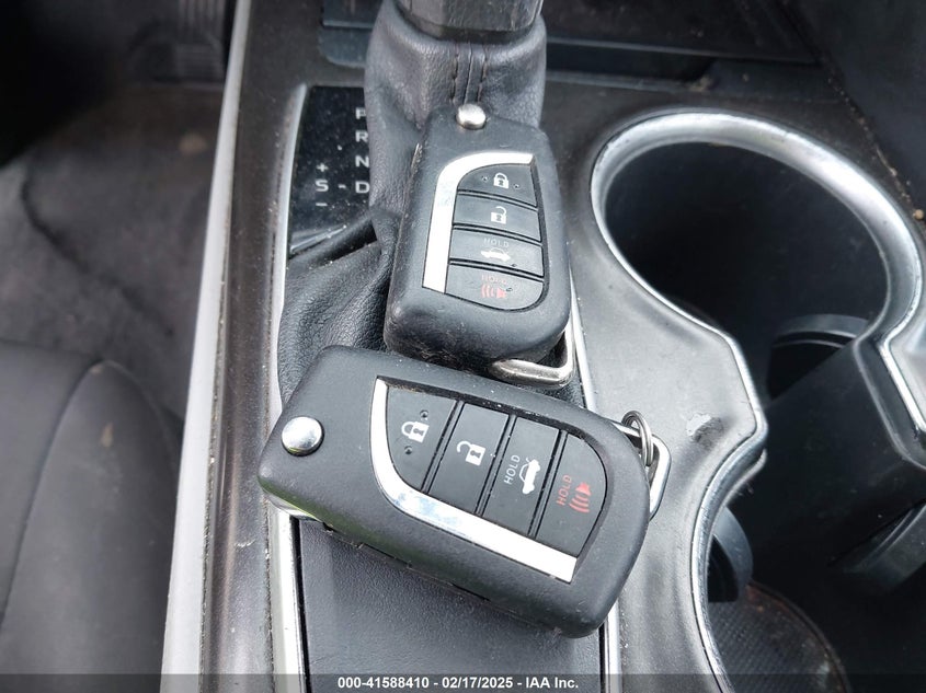 2021 TOYOTA CAMRY VIN: 4T1C11AKXMU603449