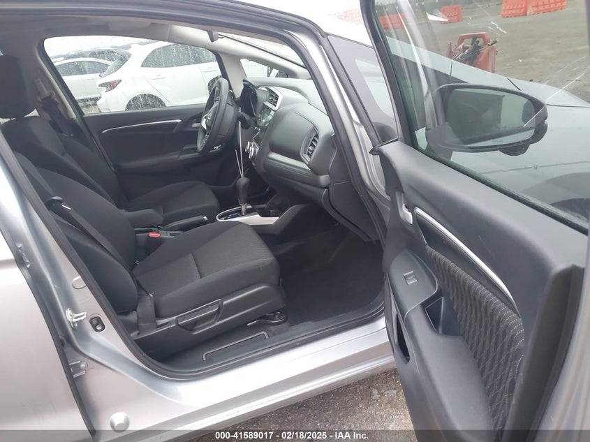 2020 HONDA FIT VIN: 3HGGK5H85LM708330