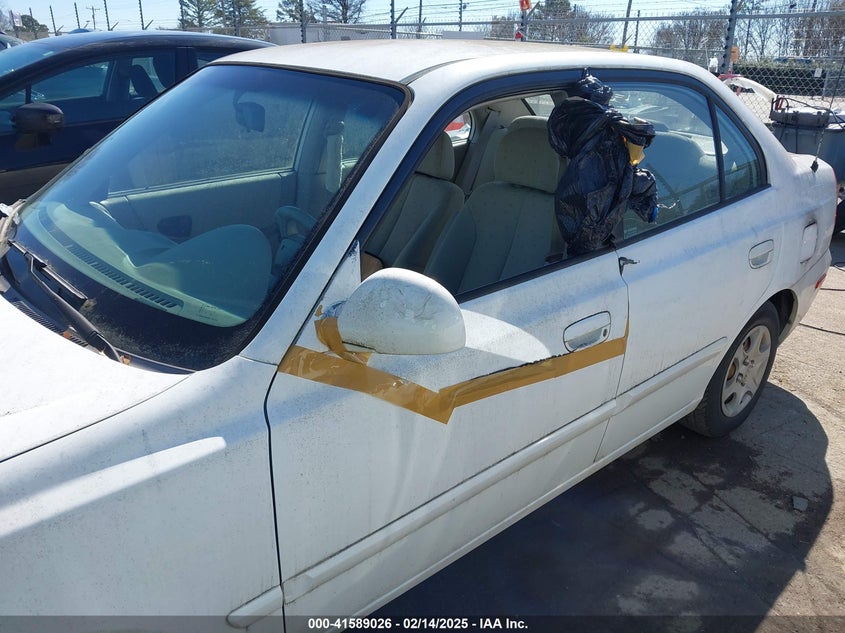 2005 Hyundai Accent Gls VIN: KMHCG45C65U652748 Lot: 41589026