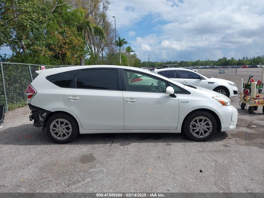 2015 TOYOTA PRIUS V VIN: JTDZN3EU2FJ031677