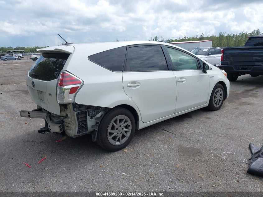 2015 TOYOTA PRIUS V VIN: JTDZN3EU2FJ031677