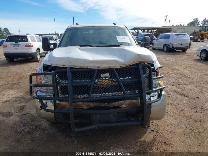 2009 Chevrolet Silverado 2500Hd Work Truck VIN: 1GCHC43K89F102042 Lot: 41589871