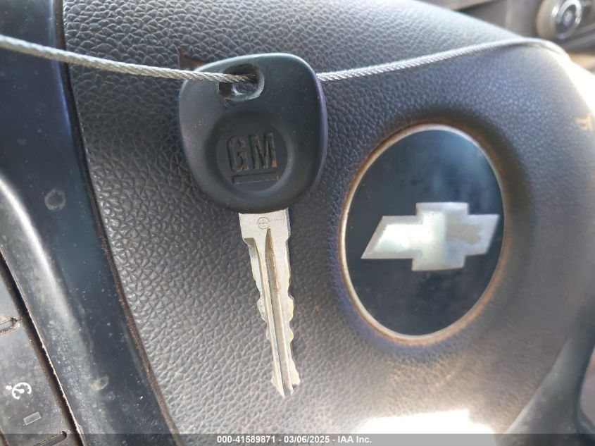 2009 Chevrolet Silverado 2500Hd Work Truck VIN: 1GCHC43K89F102042 Lot: 41589871