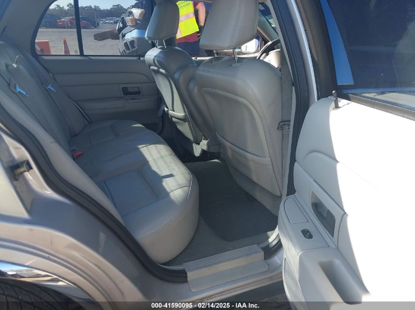 2005 Ford Crown Victoria VIN: 2FAHP74W55X166437 Lot: 41590095