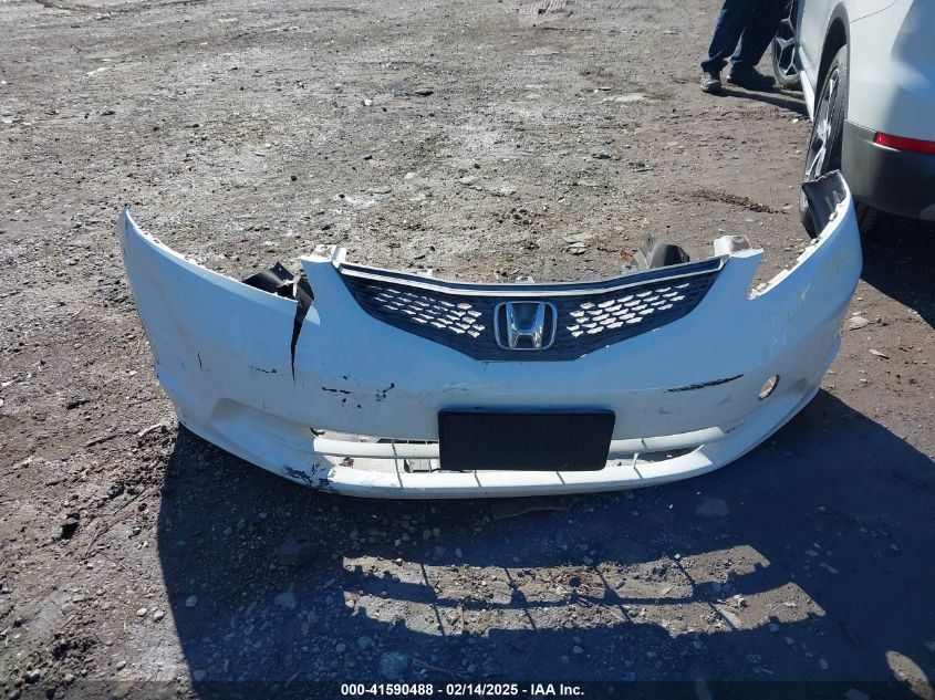 2010 Honda Fit VIN: JHMGE8H22AS010571 Lot: 41590488