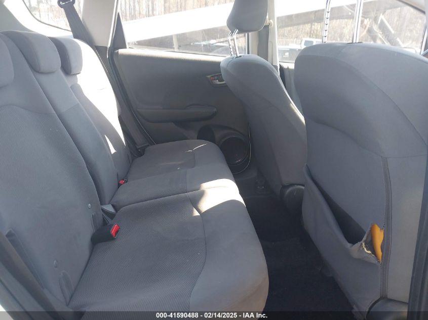 2010 Honda Fit VIN: JHMGE8H22AS010571 Lot: 41590488