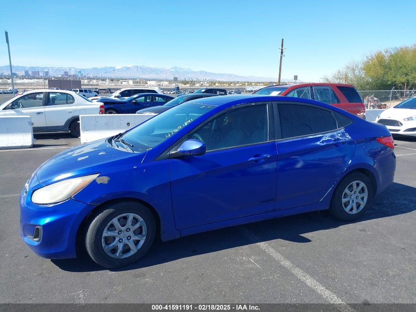 2013 HYUNDAI ACCENT GLS - KMHCT4AE2DU328990