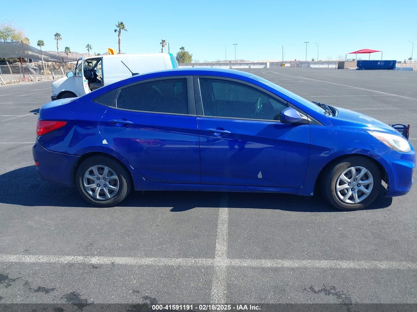2013 HYUNDAI ACCENT GLS - KMHCT4AE2DU328990
