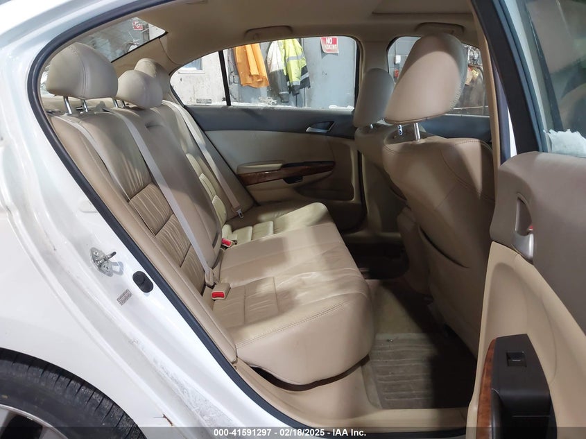 2009 HONDA ACCORD VIN: 1HGCP36819A025053