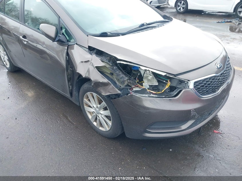 2014 KIA FORTE VIN: KNAFX4A68E5098430