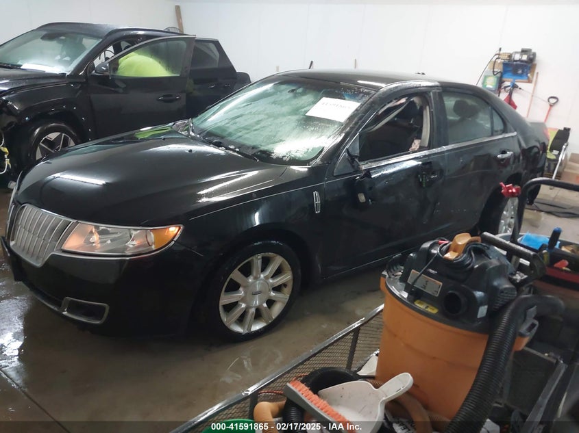 2011 LINCOLN MKZ VIN: 3LNHL2GC1BR759437