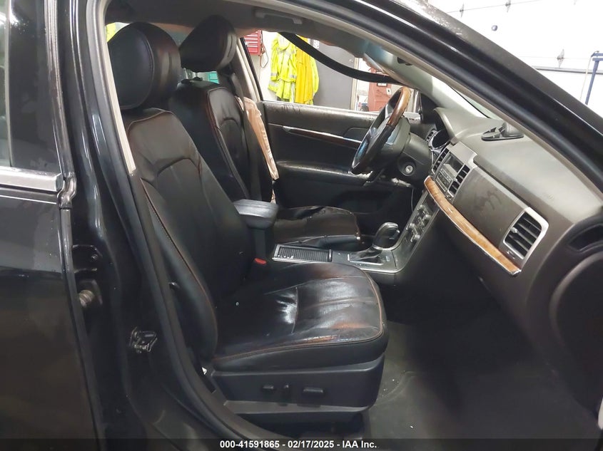 2011 LINCOLN MKZ VIN: 3LNHL2GC1BR759437