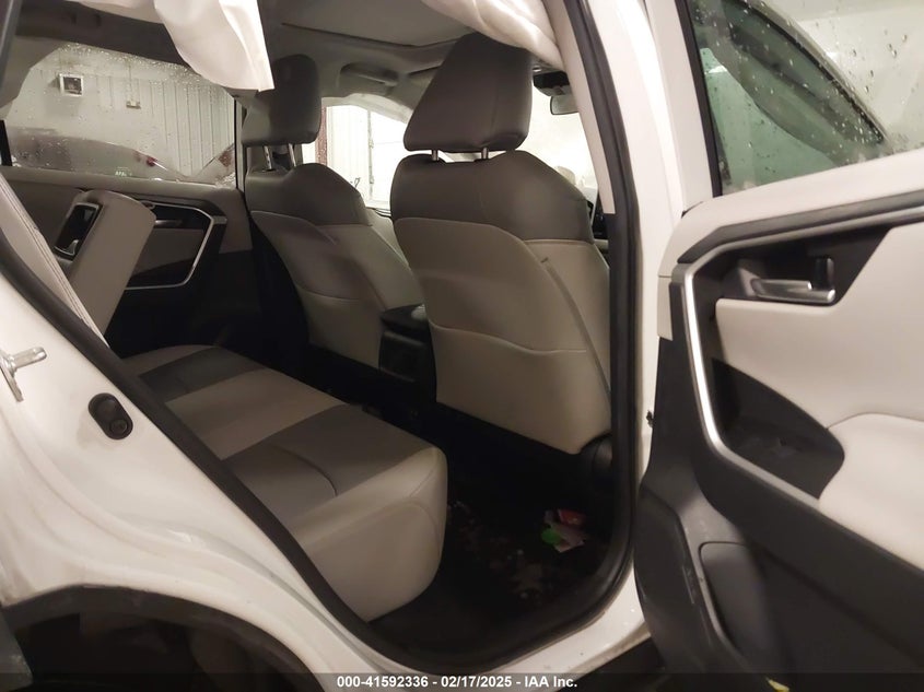 2021 TOYOTA RAV4 XLE PREMIUM - 2T3A1RFV8MW223607