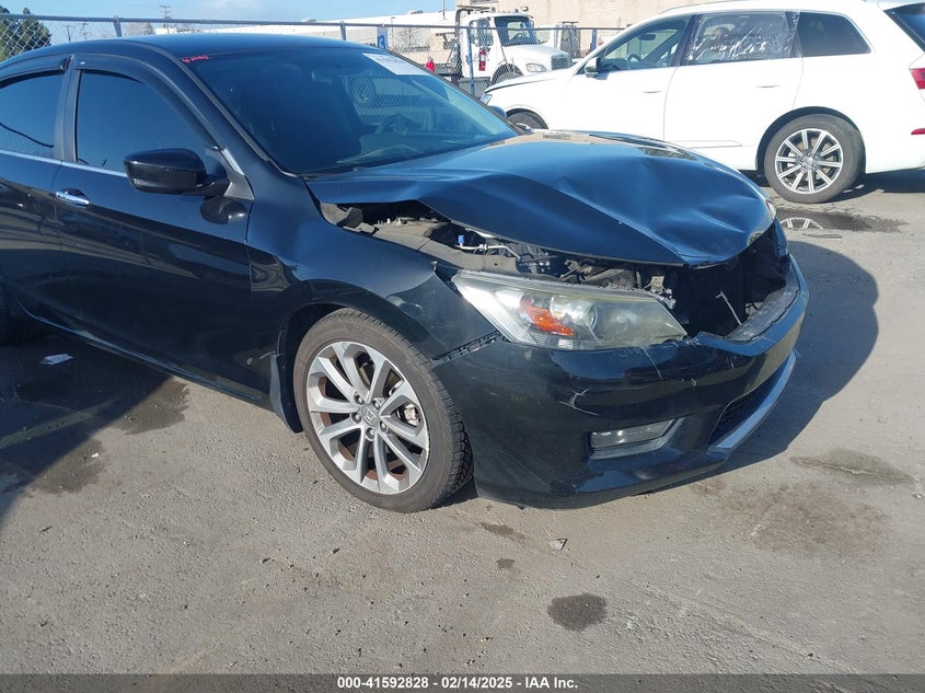 2015 HONDA ACCORD VIN: 1HGCR2F50FA196382