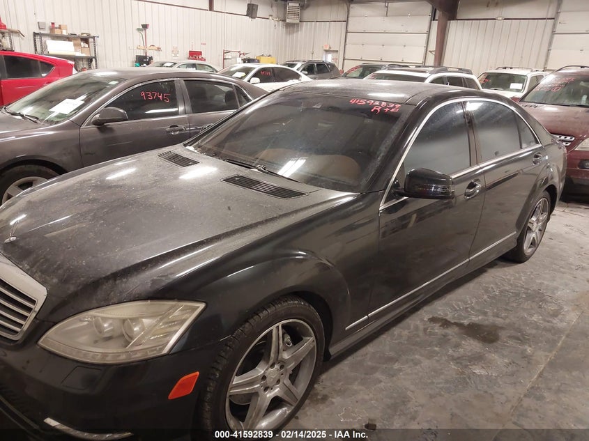 2011 MERCEDES-BENZ S 550 VIN: WDDNG8GB4BA400153