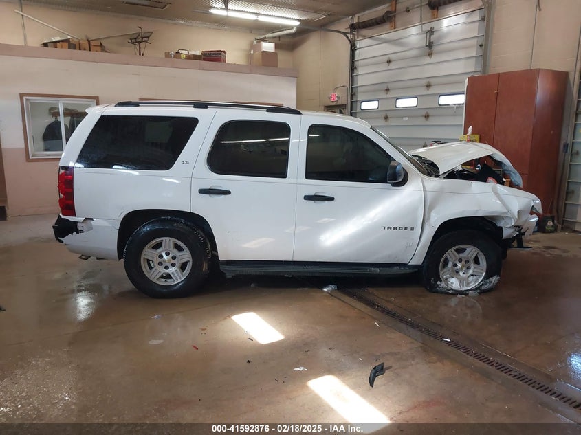2007 Chevrolet Tahoe Ls VIN: 1GNFC13067R231579 Lot: 41592876