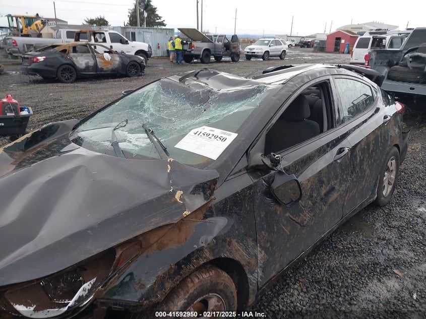 2014 HYUNDAI ELANTRA SE - 5NPDH4AE8EH535695
