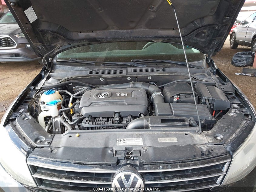 2015 VOLKSWAGEN JETTA VIN: 3VWD17AJ1FM256763