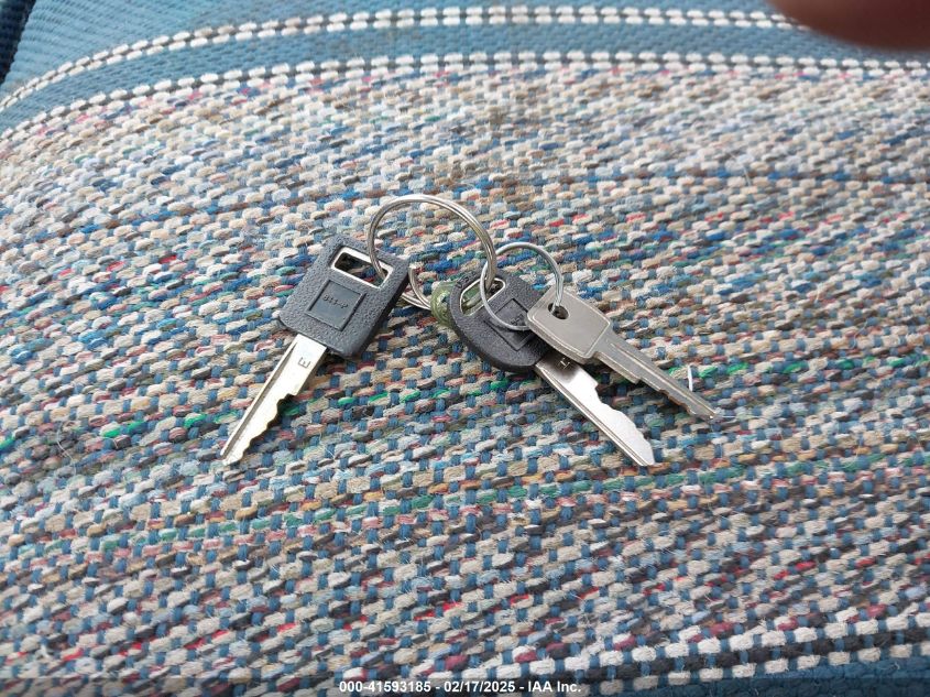 1992 Chevrolet Gmt-400 K1500 VIN: 1GCEK14Z9NE162962 Lot: 41593185