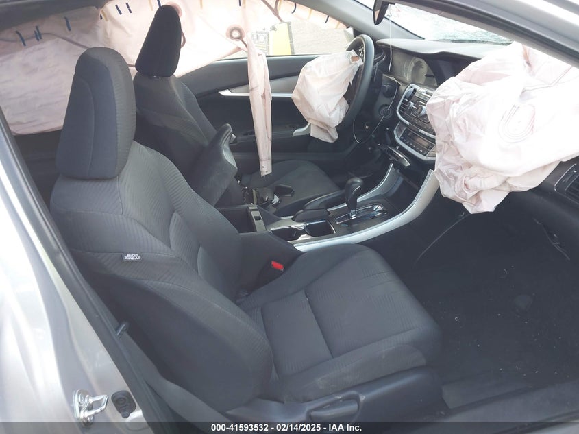 2015 HONDA ACCORD VIN: 1HGCT1B30FA011022