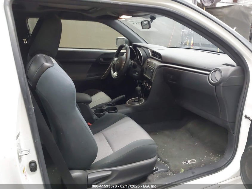 2015 SCION TC VIN: JTKJF5C72FJ003972