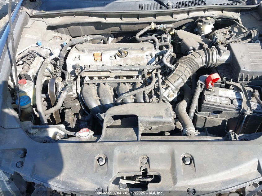 2011 HONDA ACCORD VIN: 1HGCP2F68BA112639