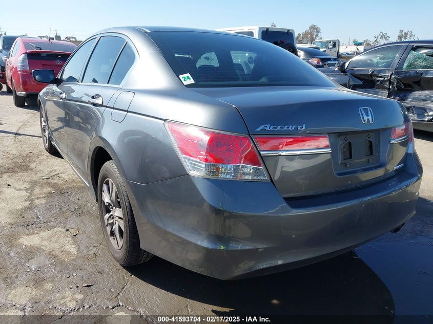 2011 HONDA ACCORD VIN: 1HGCP2F68BA112639