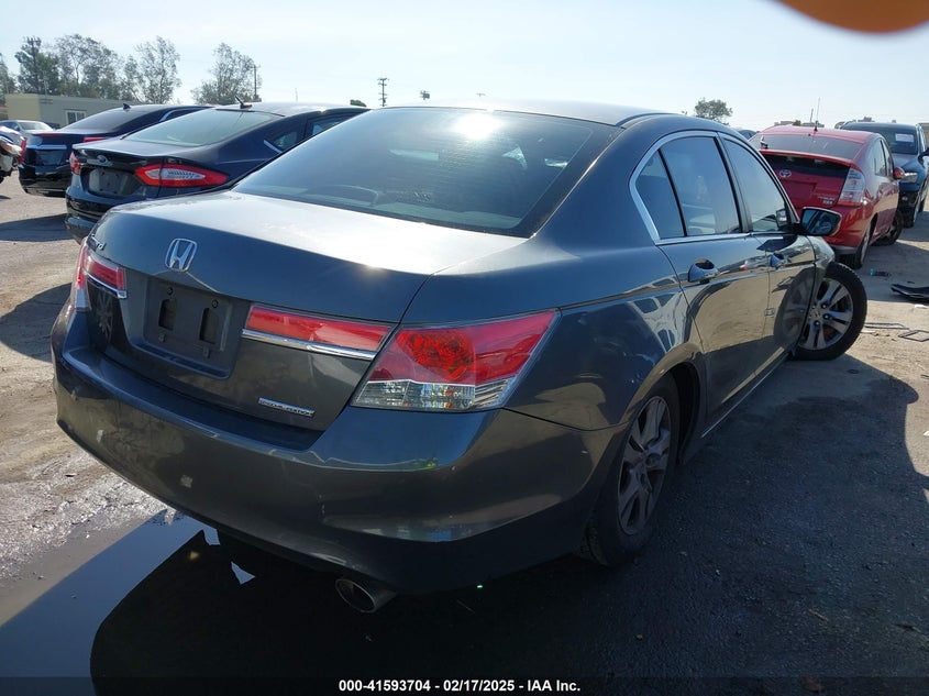 2011 HONDA ACCORD VIN: 1HGCP2F68BA112639