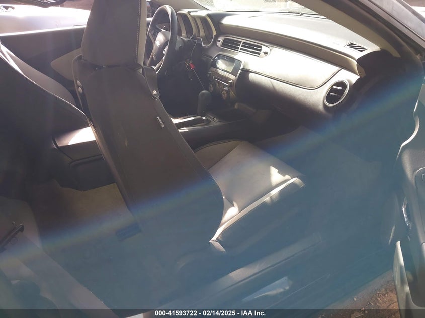 2015 CHEVROLET CAMARO VIN: 2G1FB1E37F9105011