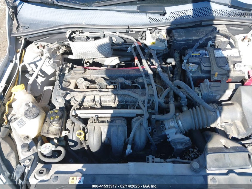 2008 FORD FOCUS VIN: 1FAHP33N08W198049