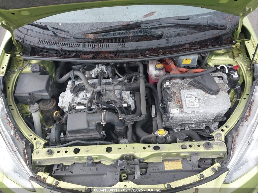 2015 TOYOTA PRIUS C VIN: JTDKDTB32F1087117