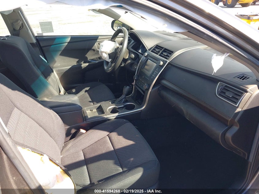 2016 TOYOTA CAMRY VIN: 4T4BF1FK2GR555140