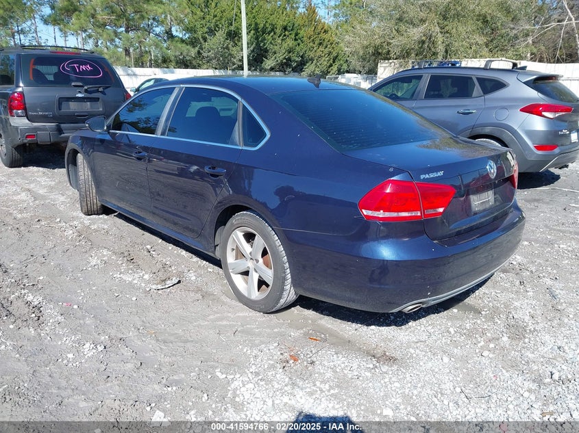 2012 VOLKSWAGEN PASSAT VIN: 1VWBP7A30CC087890