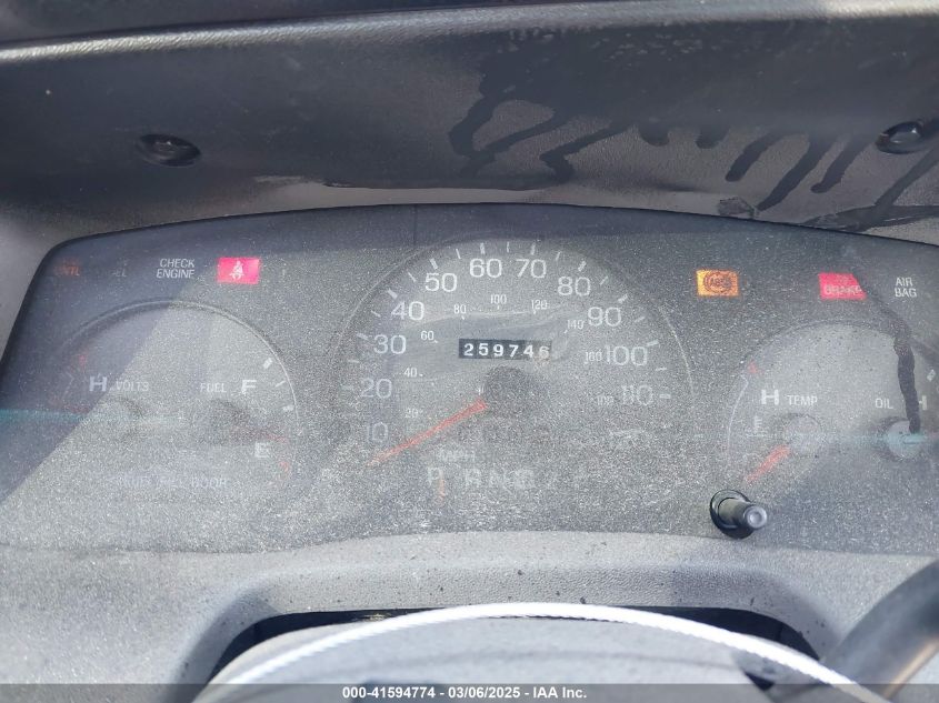 2000 Mercury Grand Marquis Ls VIN: 2MEFM75W5YX620245 Lot: 41594774