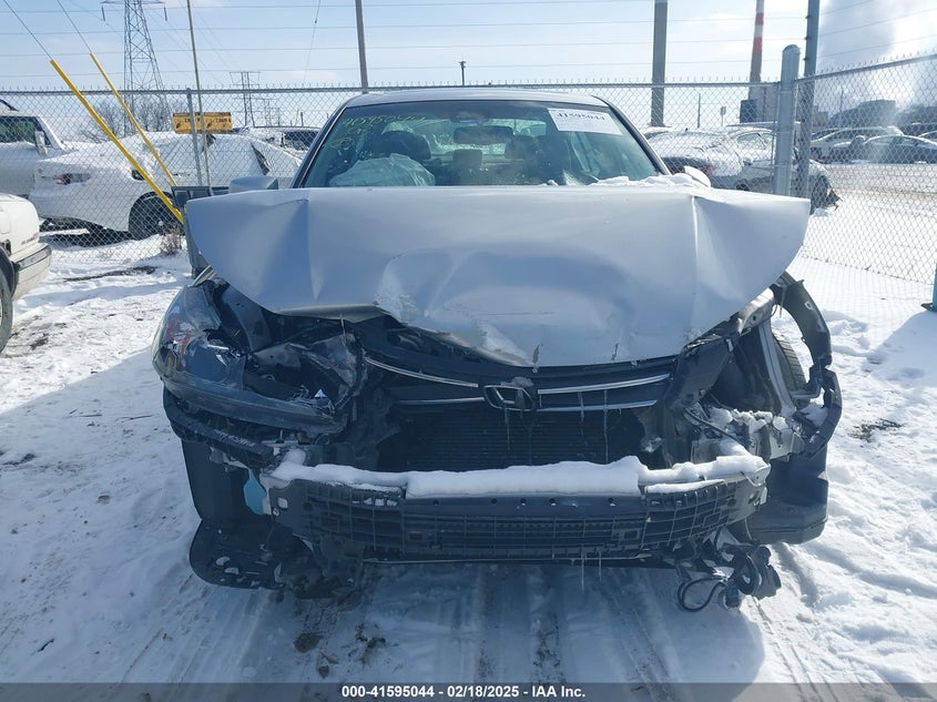 2013 HONDA ACCORD VIN: 1HGCR2F88DA268534