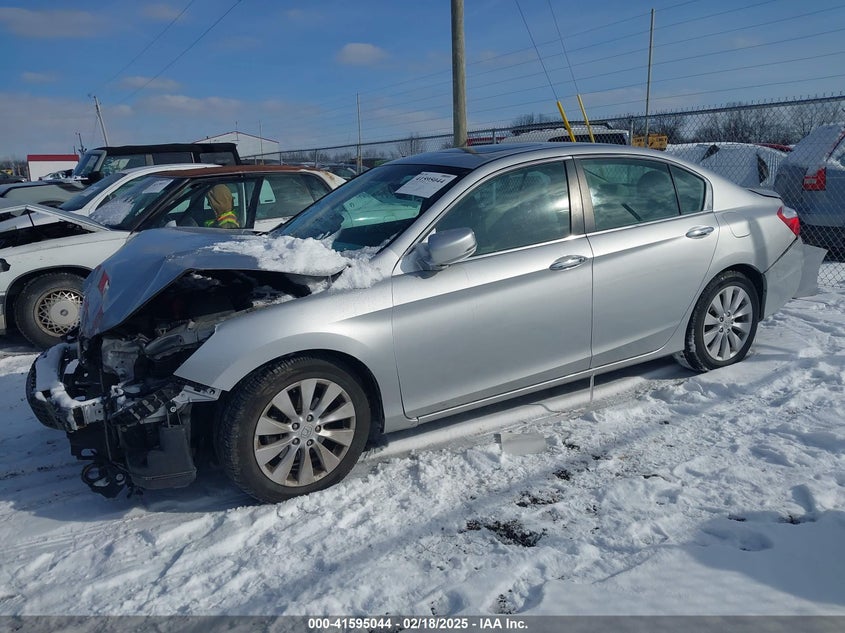 2013 HONDA ACCORD VIN: 1HGCR2F88DA268534