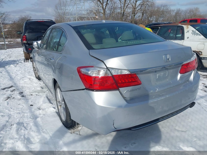 2013 HONDA ACCORD VIN: 1HGCR2F88DA268534