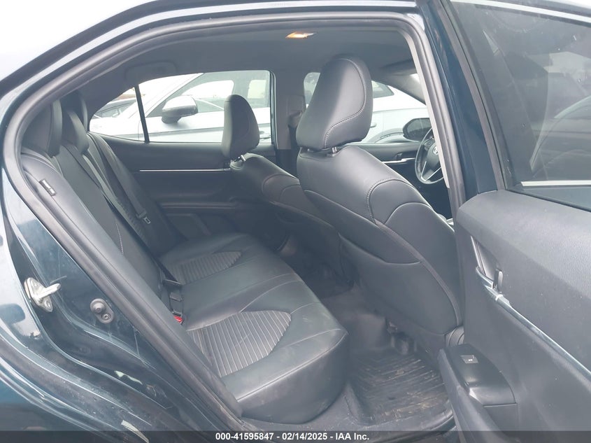 2019 TOYOTA CAMRY VIN: 4T1B11HK7KU839913