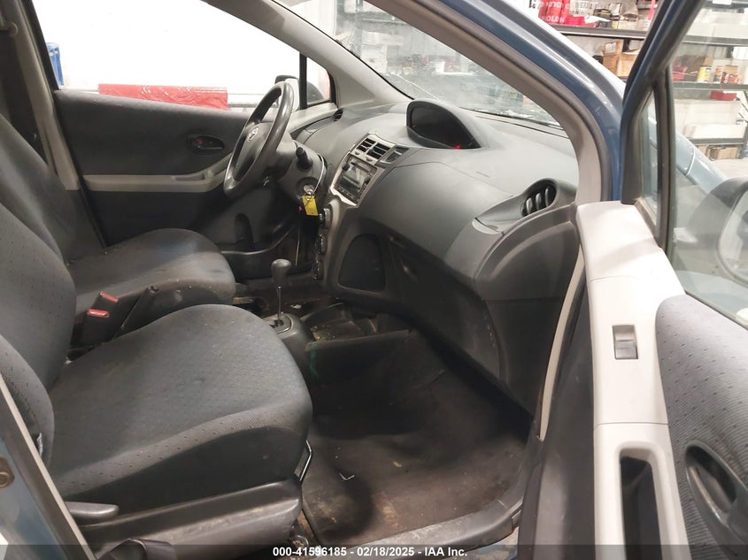 2009 TOYOTA YARIS VIN: JTDKT903395222143