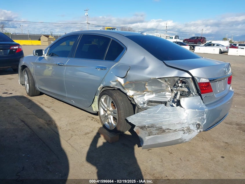 2013 HONDA ACCORD VIN: 1HGCR2F88DA145770