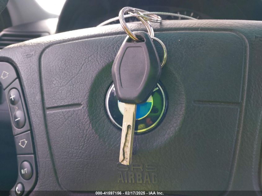 2000 BMW 328I VIN: WBAAM5342YFR18357 Lot: 41597156